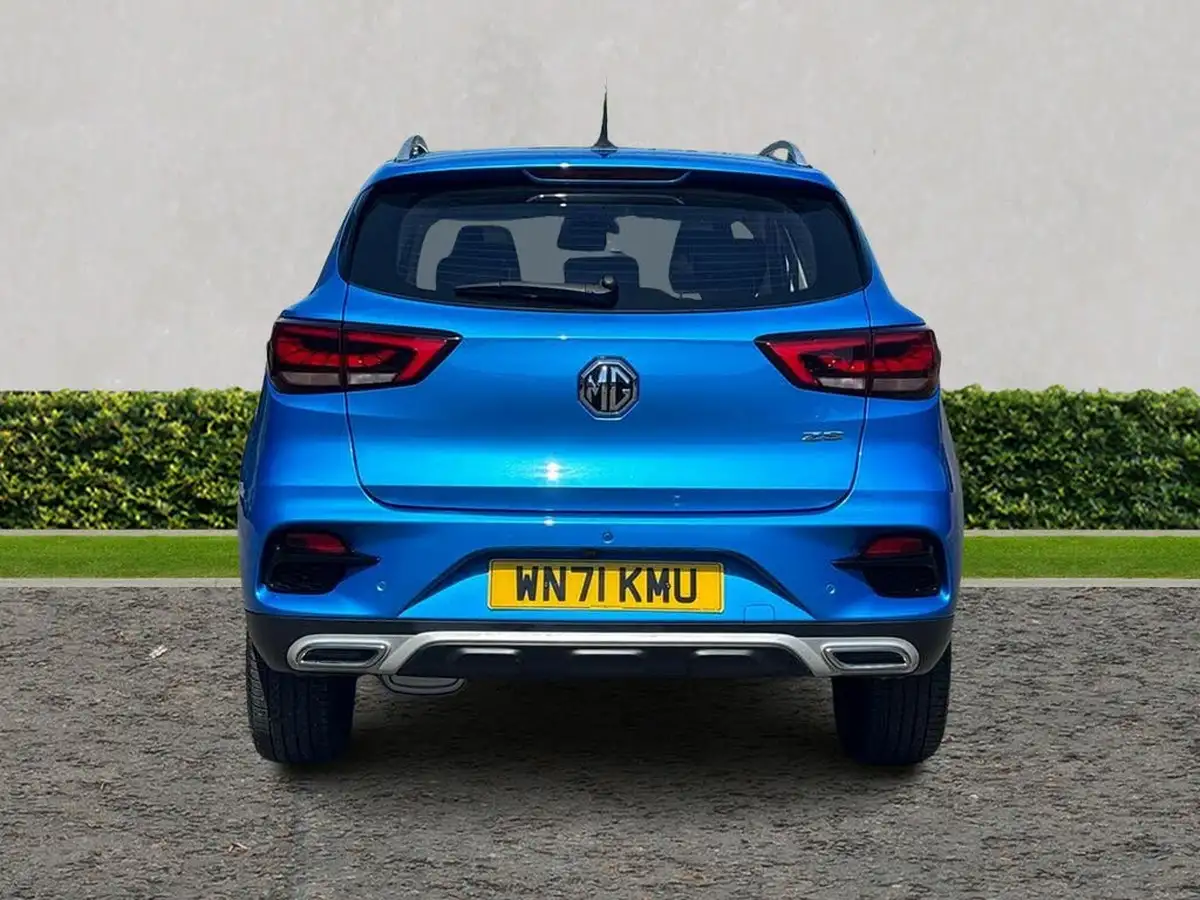 2021-mg-zs-suv-10t-gdi-exclusive-big-3