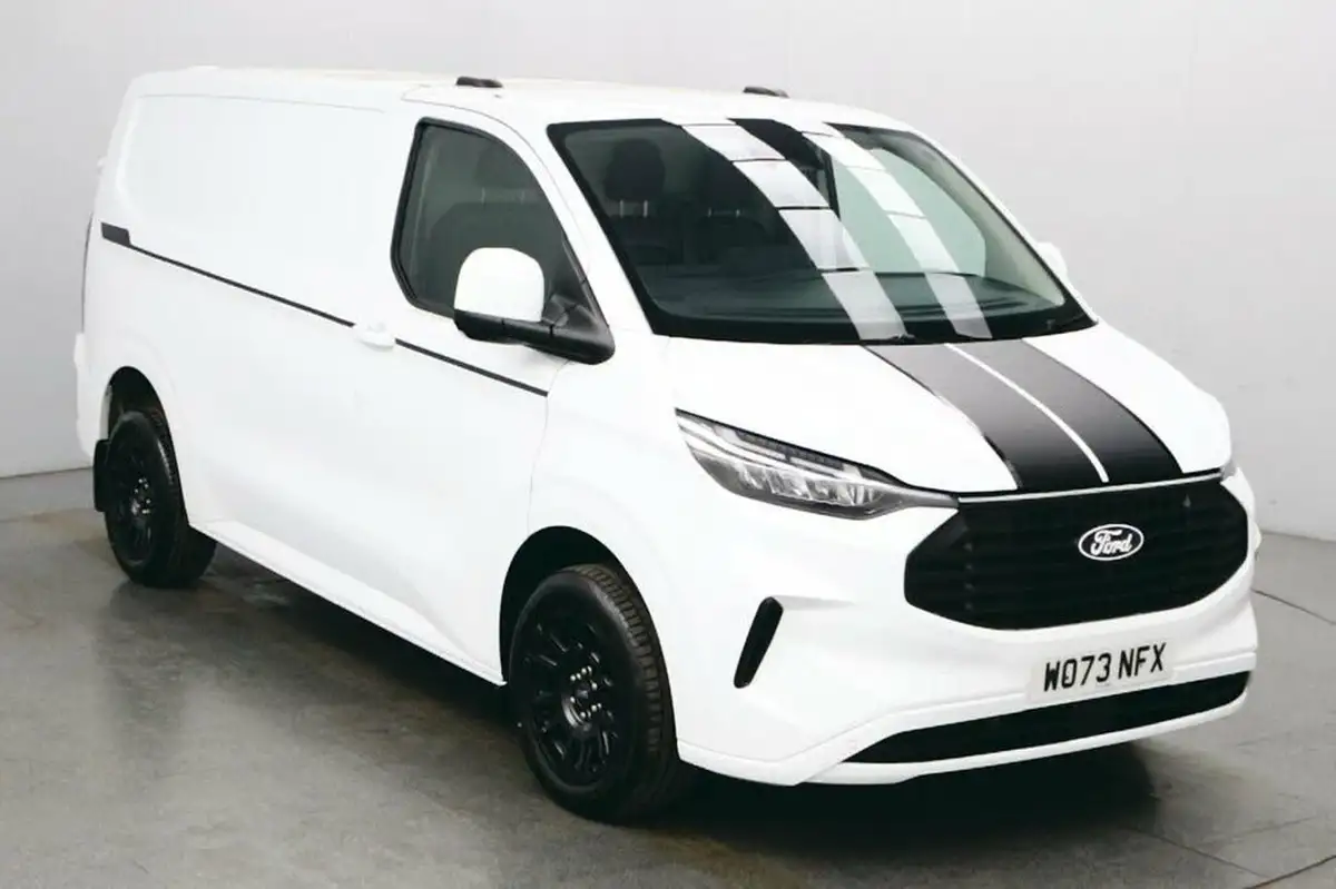 2023-ford-transit-custom-20tdci-300-l1h1-limited-136pseu6e-panel-van-1996cc-big-8