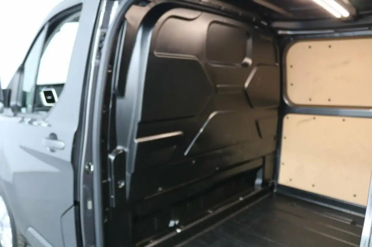 2022-ford-transit-custom-20tdci-340-l1h1-limited-170pseu6dt-auto-big-13