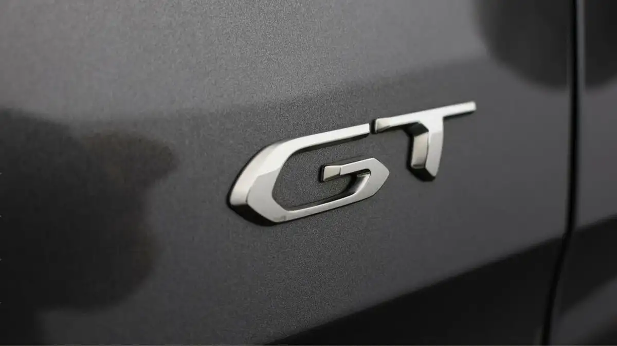 2022-peugeot-3008-suv-12-puretech-gt-premium-big-19