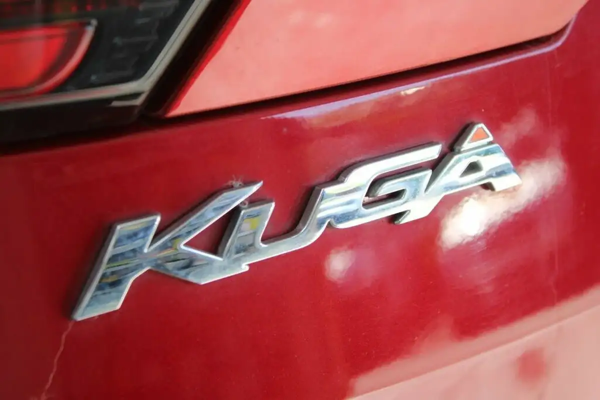 2017-ford-kuga-20tdci-titanium-150ps-ss-big-17