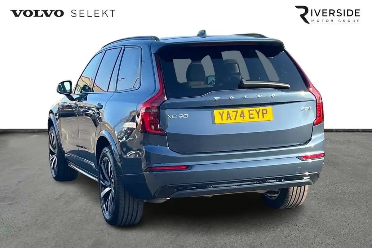 2025-volvo-xc90-20-b5-plus-big-2