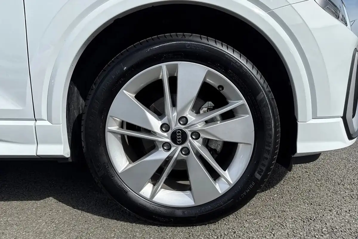 2024-audi-q2-15-35-tfsi-s-line-tronic-big-9