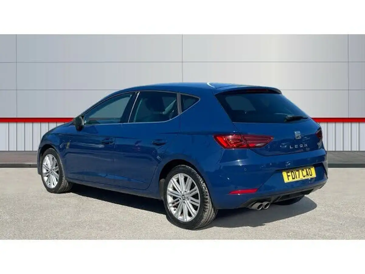 2017-seat-leon-14-ecotsi-xcellence-technology-hatchback-big-1