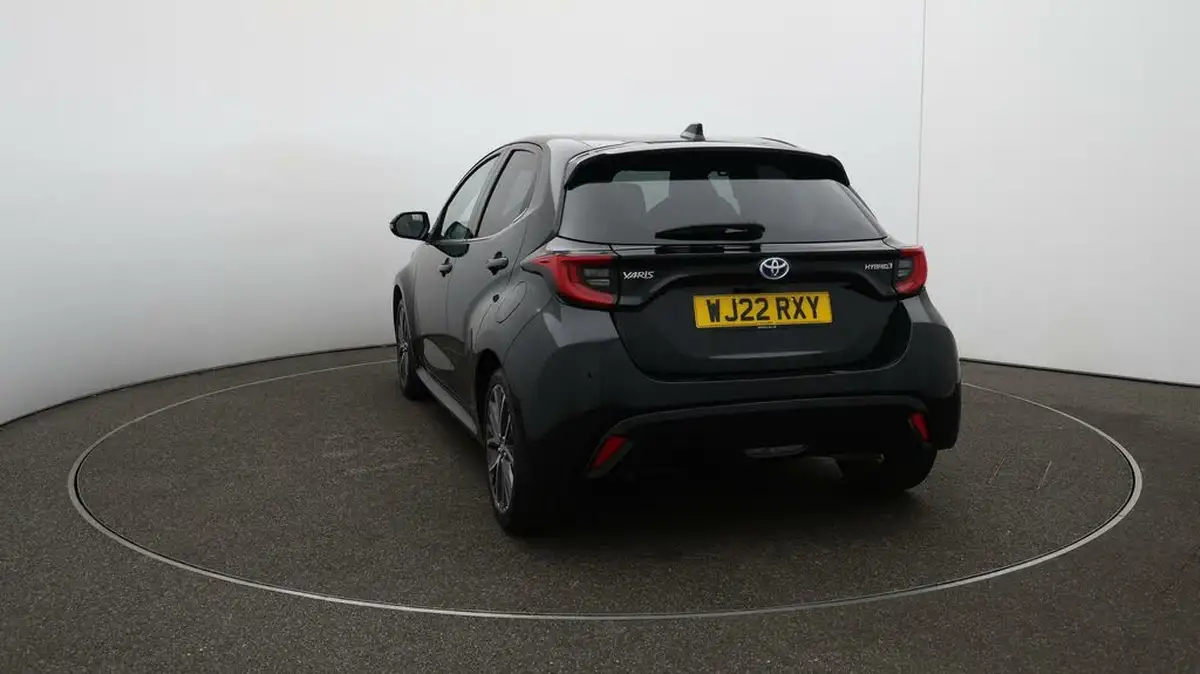 2022-toyota-yaris-15-vvt-i-excel-big-59
