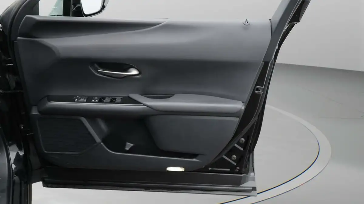 2022-lexus-ux-250h-20-ux-184bhp-without-navigation-big-15