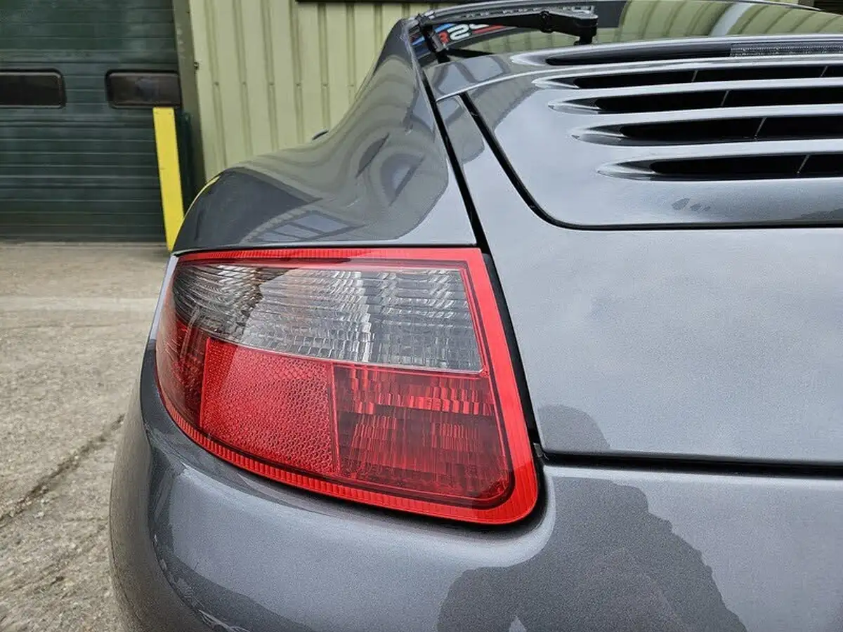 2007-porsche-911-36-carrera-4-coupe-big-33
