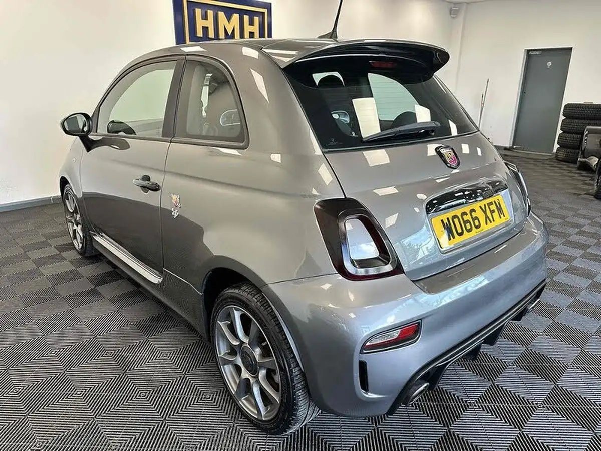 2017-abarth-595-14-tjet-big-4