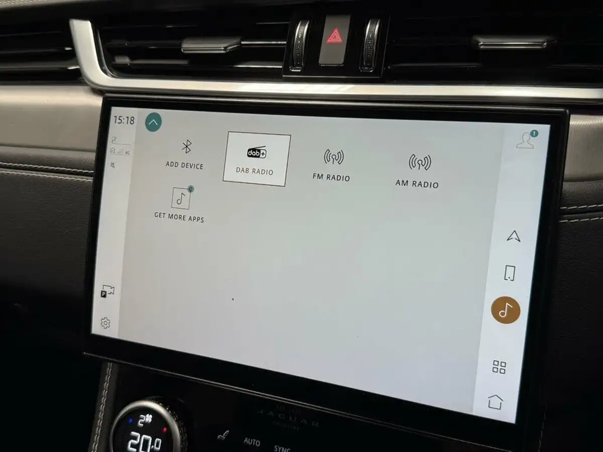 2021-jaguar-f-pace-20-d200-r-dynamic-se-mhev-big-28