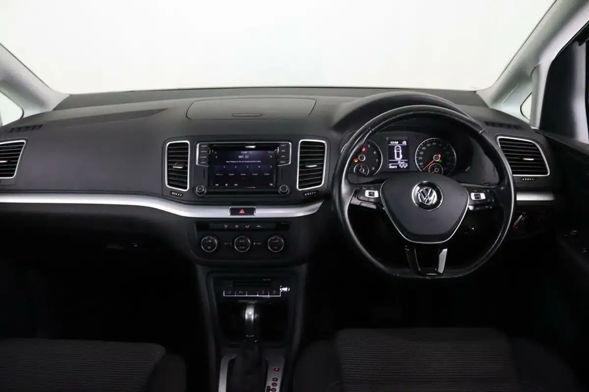 2021-volkswagen-sharan-14-tsi-se-nav-dsg-big-12