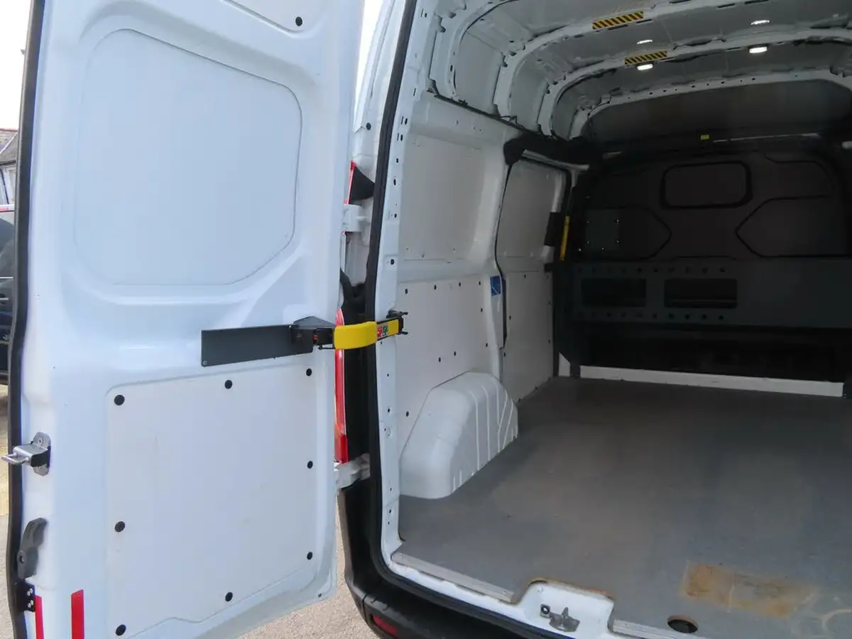 2019-ford-transit-custom-20tdci-300-l1h2-105pseu6-big-54