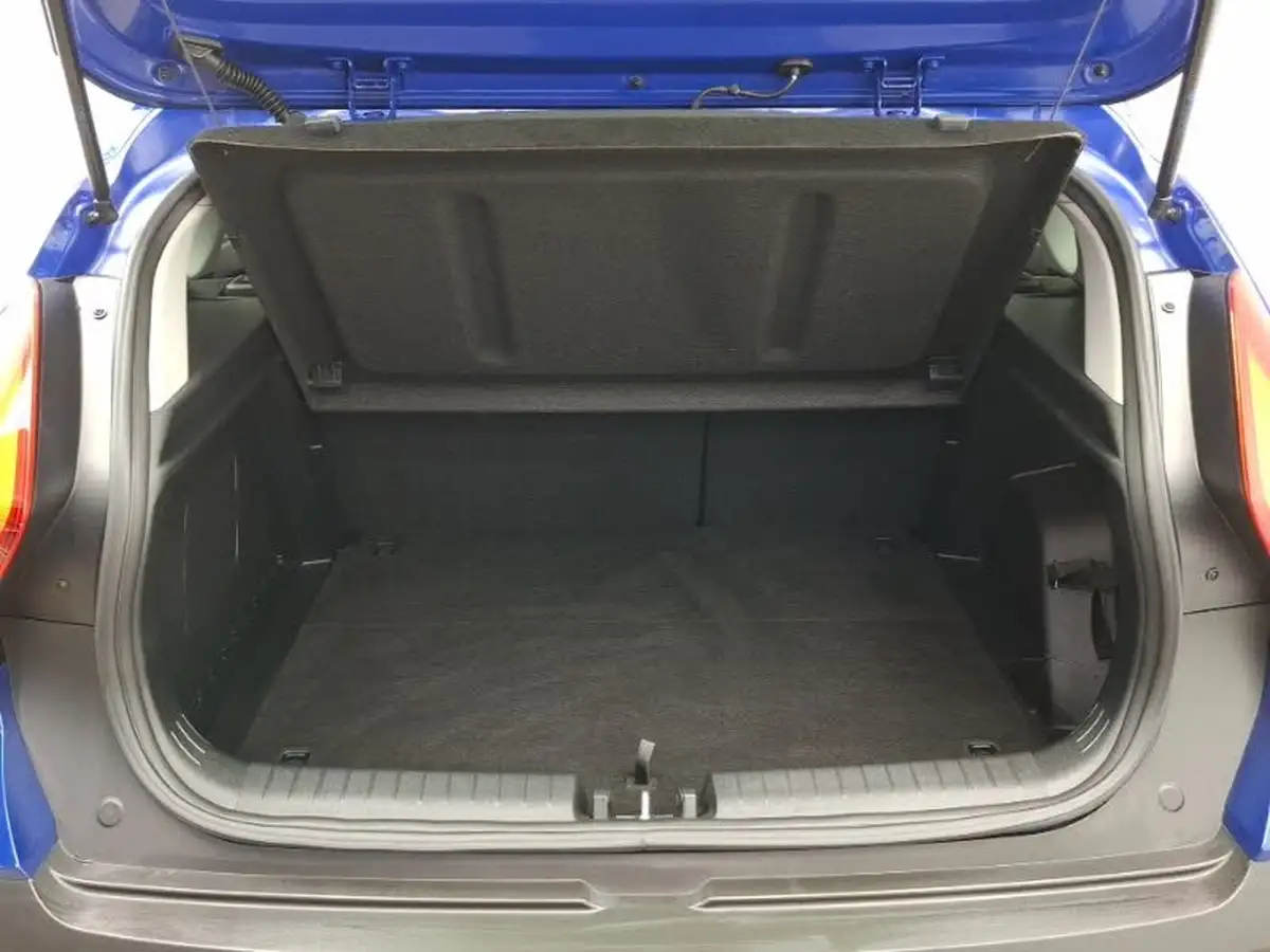 2023-hyundai-bayon-10-t-gdi-premium-100ps-dct-big-7