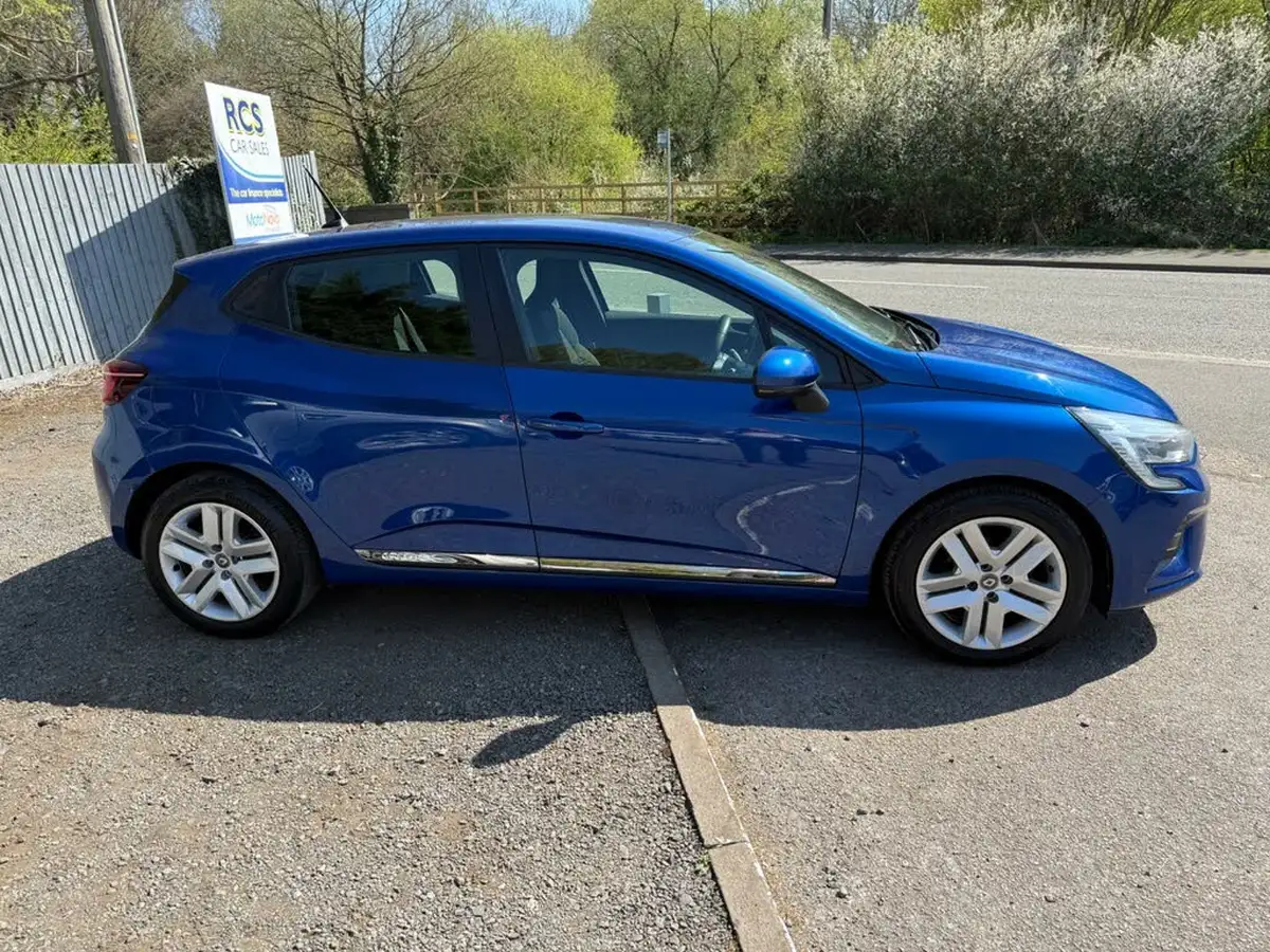 2021-renault-clio-10-sce-play-75bhp-big-1