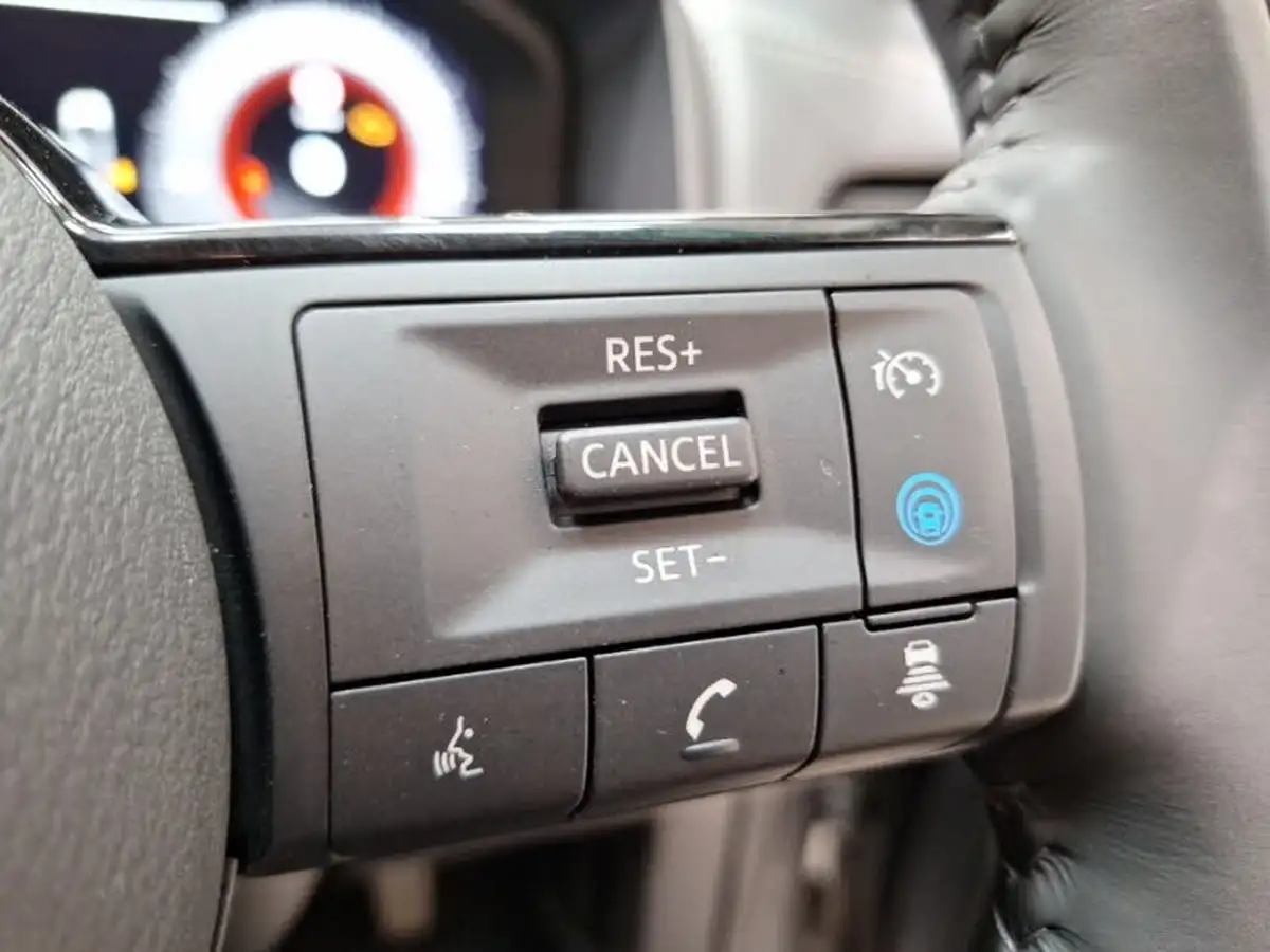 2022-nissan-qashqai-13-dig-t-n-connecta-158ps-big-16