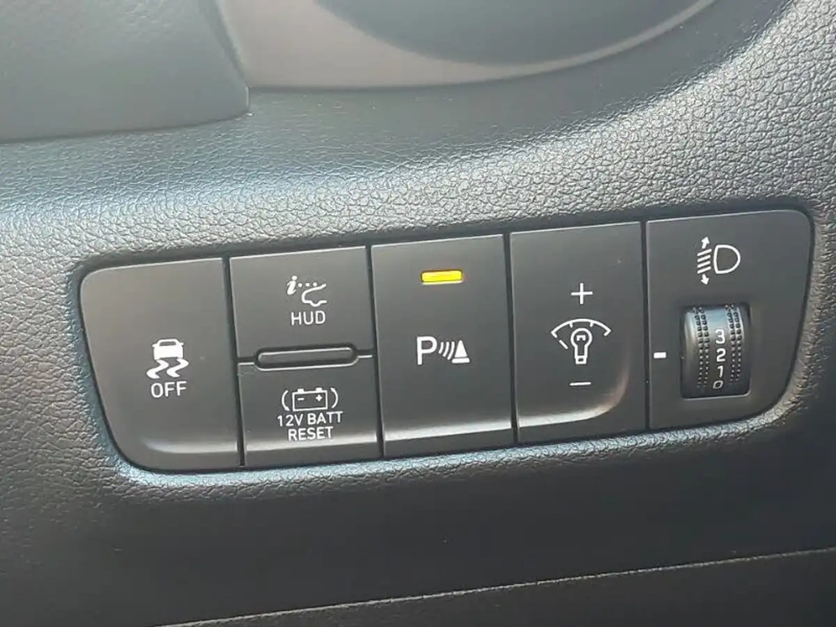 2022-hyundai-kona-16-gdi-ultimate-big-16