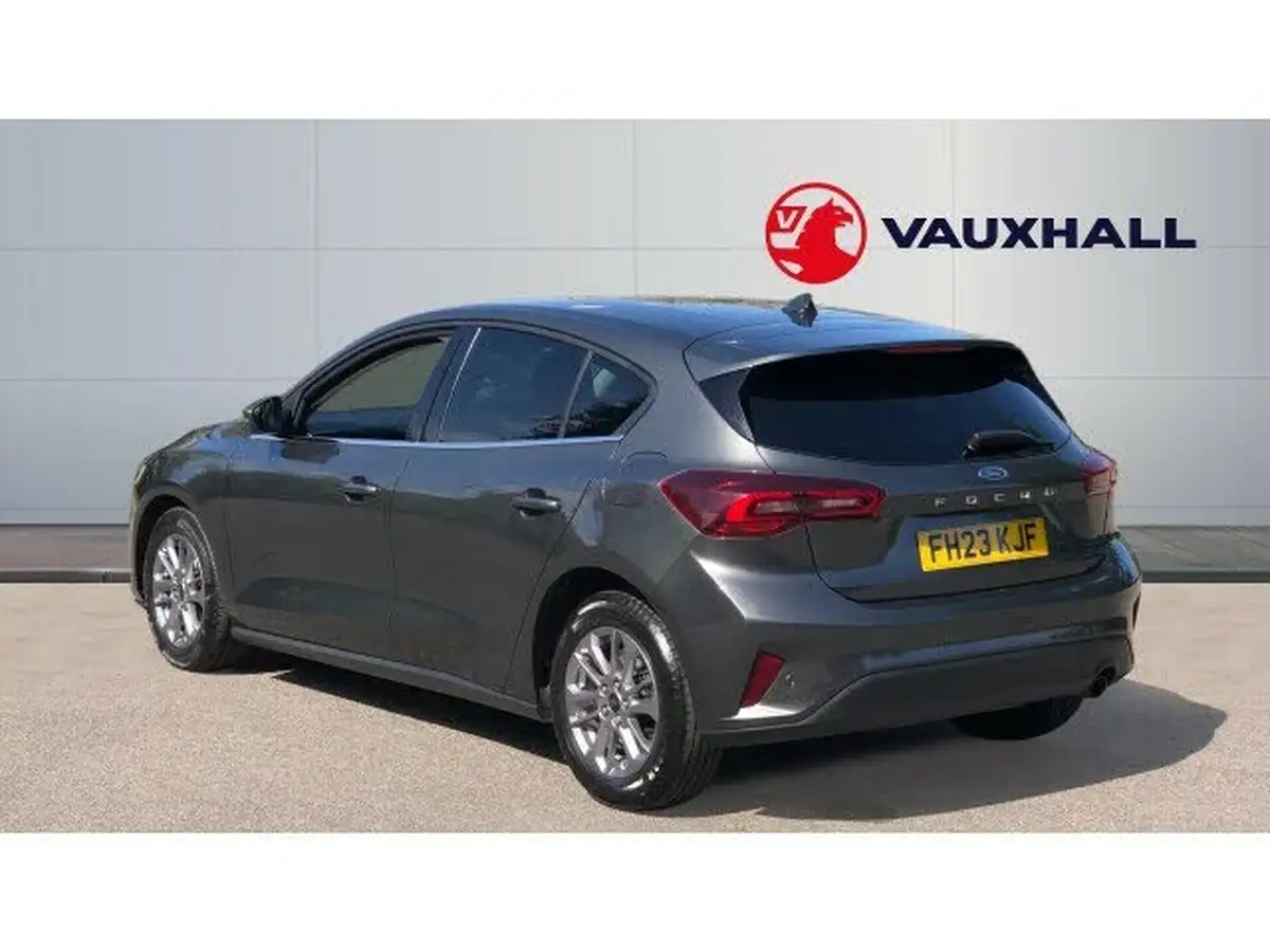 2023-ford-focus-10t-titanium-125ps-hatchback-big-1