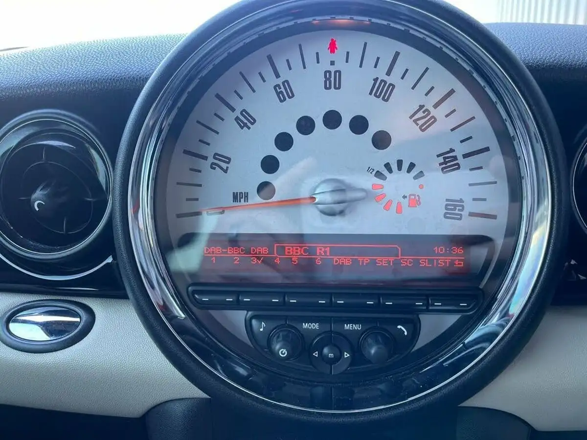 2011-mini-cooper-20td-cooper-sd-hatchback-3d-big-11