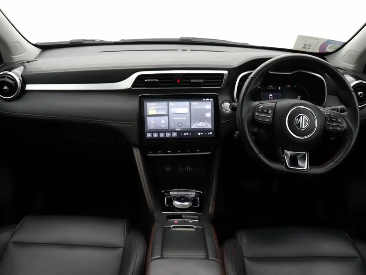 2023-mg-zs-suv-e-trophy-connect-ev-156ps-long-range-big-18