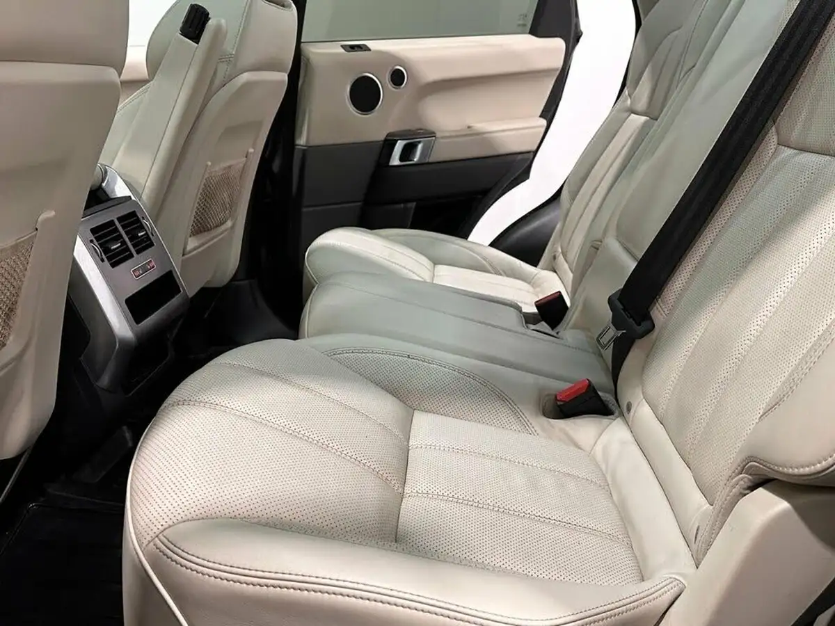 2017-land-rover-range-rover-sport-20sd4-hse-241ps-big-23