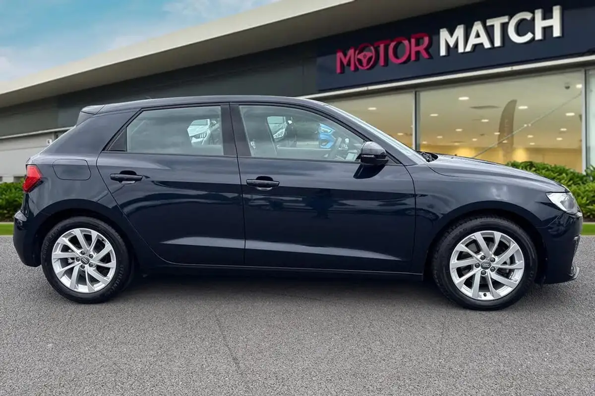 2020-audi-a1-10-30-tfsi-sport-116ps-s-tronic-big-2
