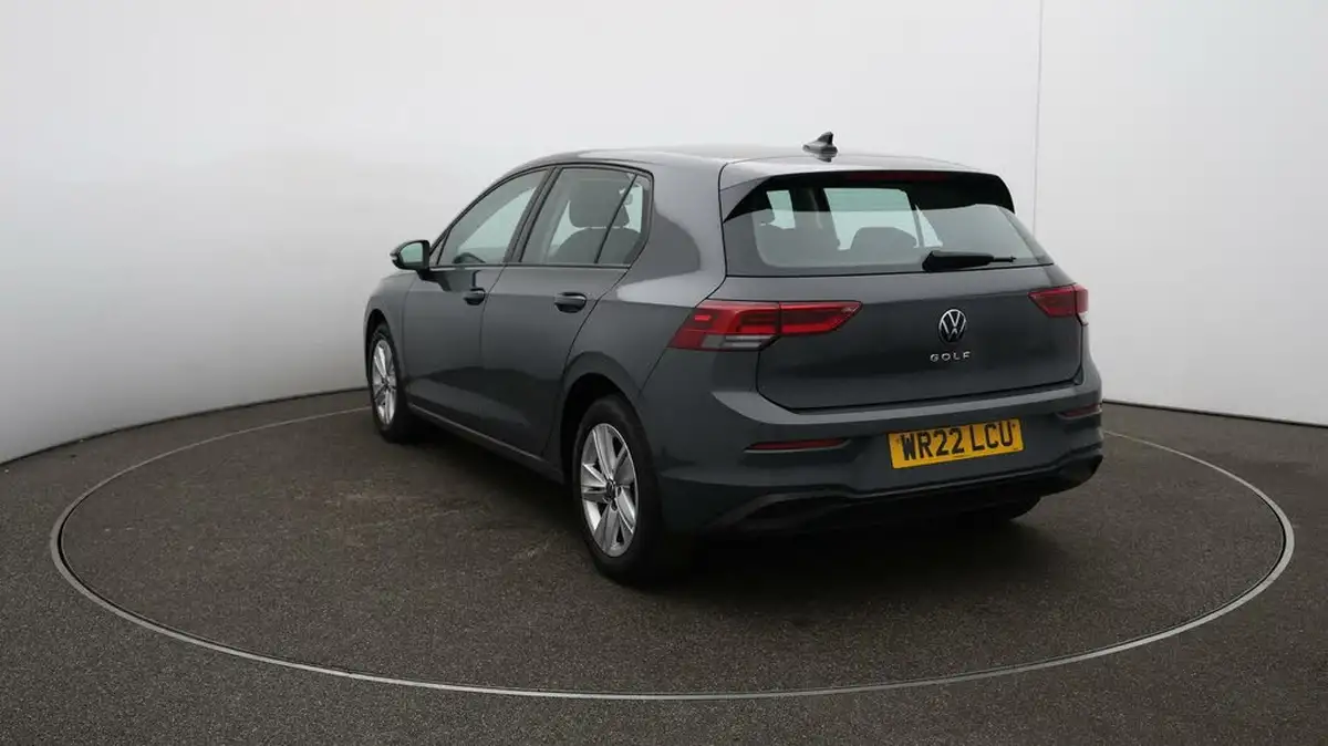 2022-volkswagen-golf-15-tsi-life-130ps-hatchback-big-59