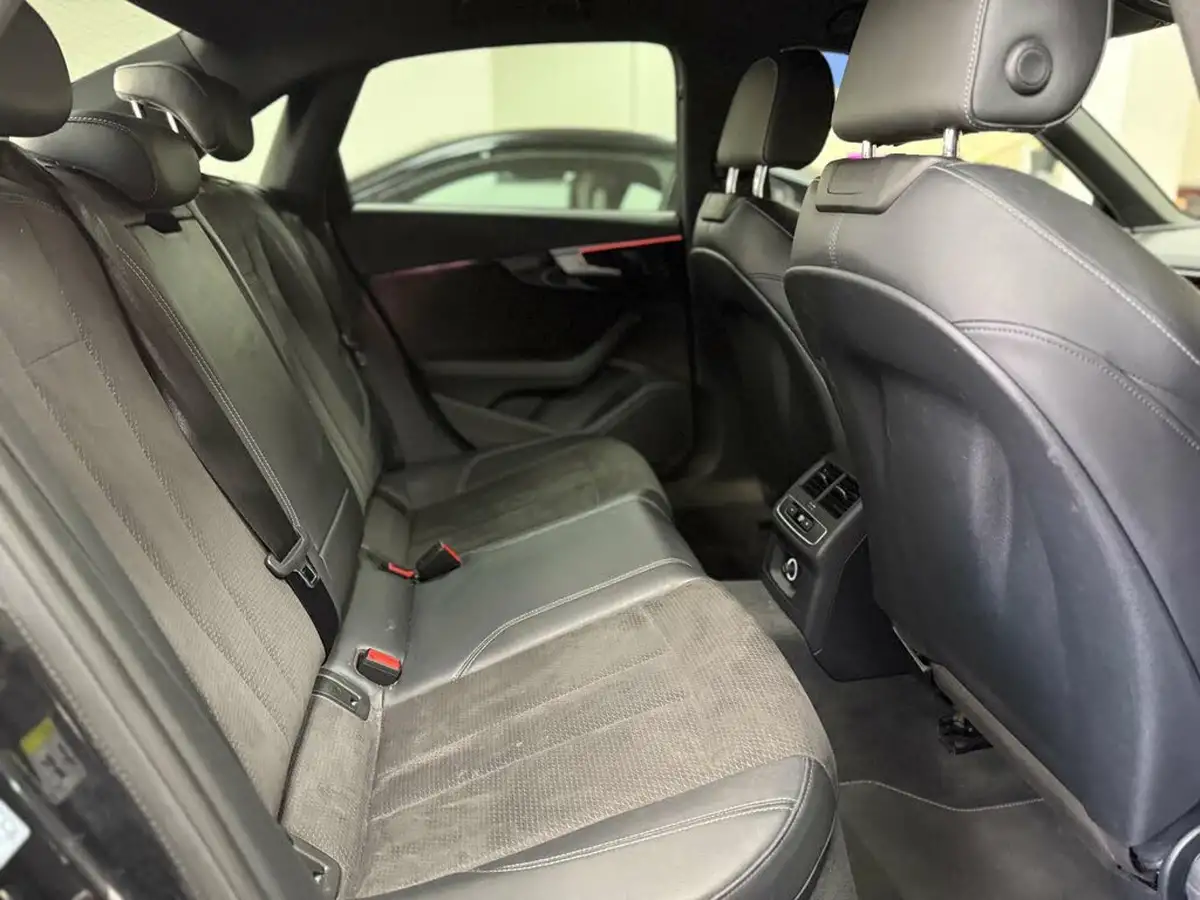 2019-audi-a4-20-30-tdi-black-edition-big-35