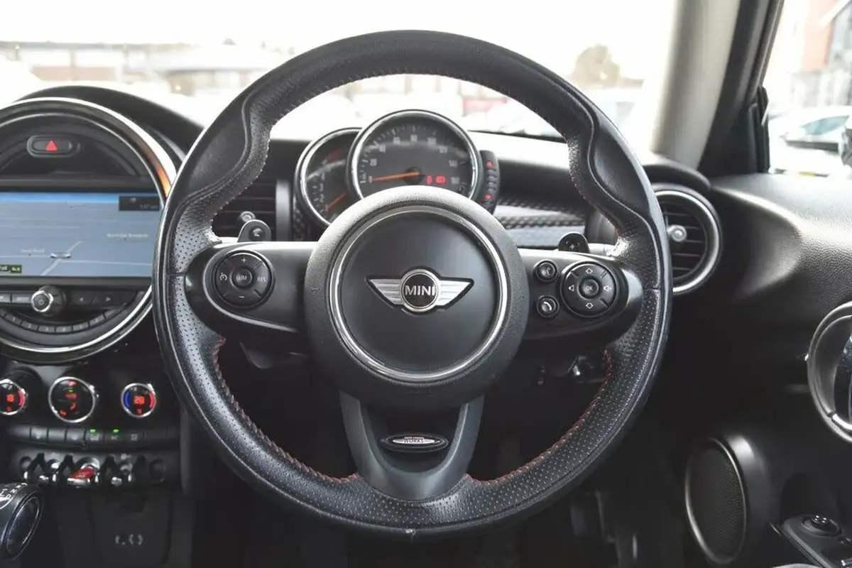 2015-mini-cooper-20td-cooper-sd-170bhp-ss-hatchback-3d-sport-auto-big-25