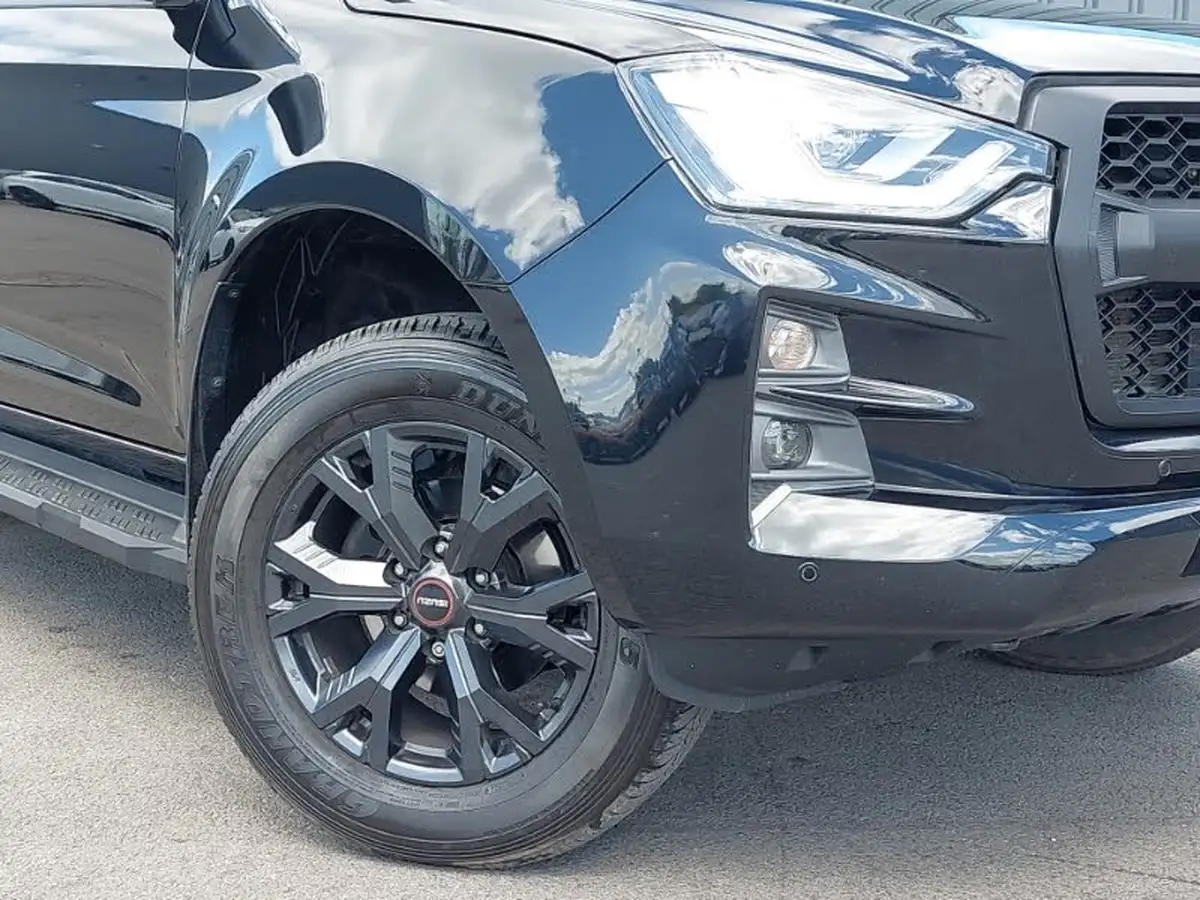 2023-isuzu-d-max-19td-dl40-auto-big-8