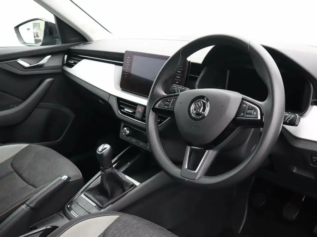 2020-skoda-kamiq-10-tsi-se-l-115ps-big-6