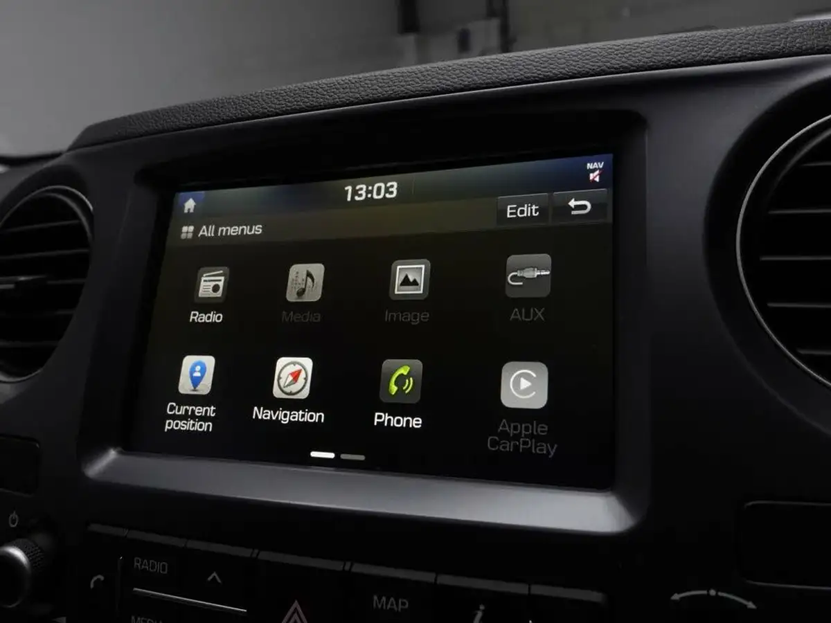 2019-hyundai-i10-10-play-big-19
