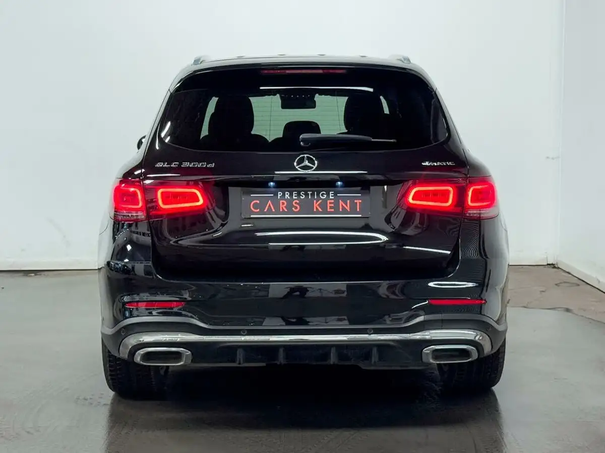 2022-mercedes-benz-glc-class-20d-glc300d-amg-line-premium-245ps-station-wagon-5d-1950cc-big-6