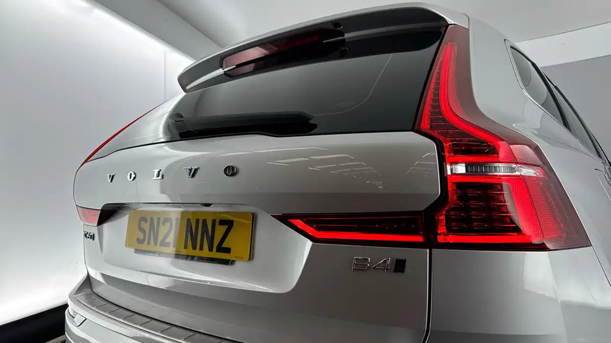 2021-volvo-xc60-20td-b4-inscription-awd-big-27