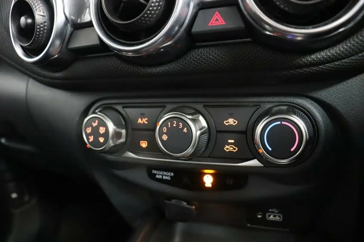 2022-nissan-juke-10-dig-t-acenta-big-23