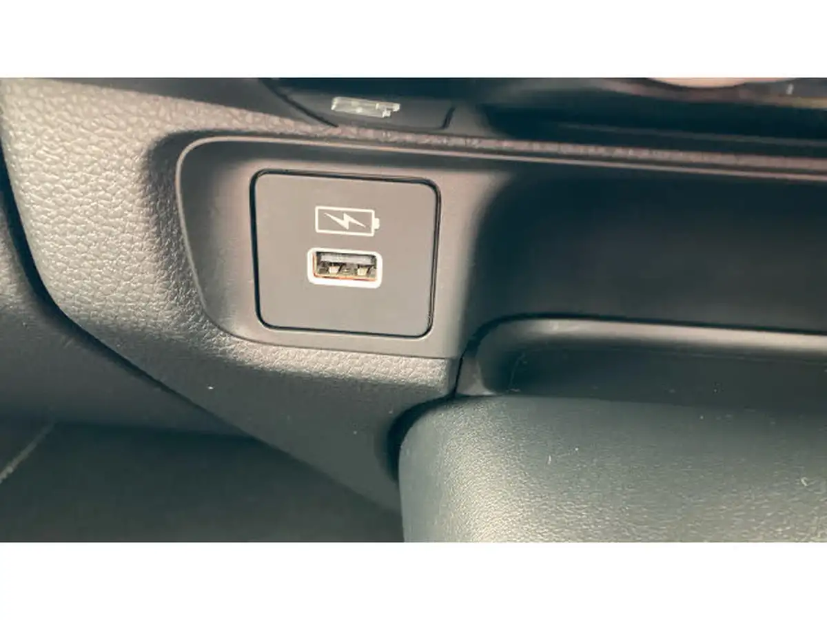 2022-honda-hr-v-15-i-mmd-advance-style-big-25