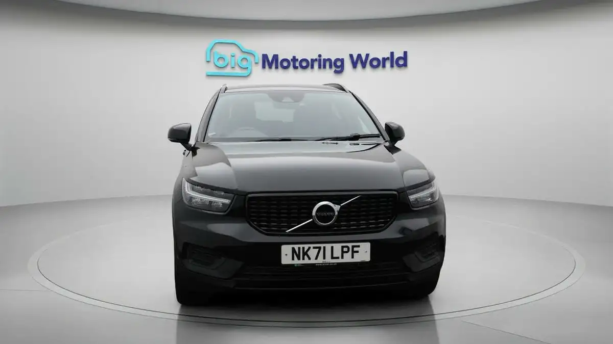 2021-volvo-xc40-15-t5-r-design-262bhp-big-2