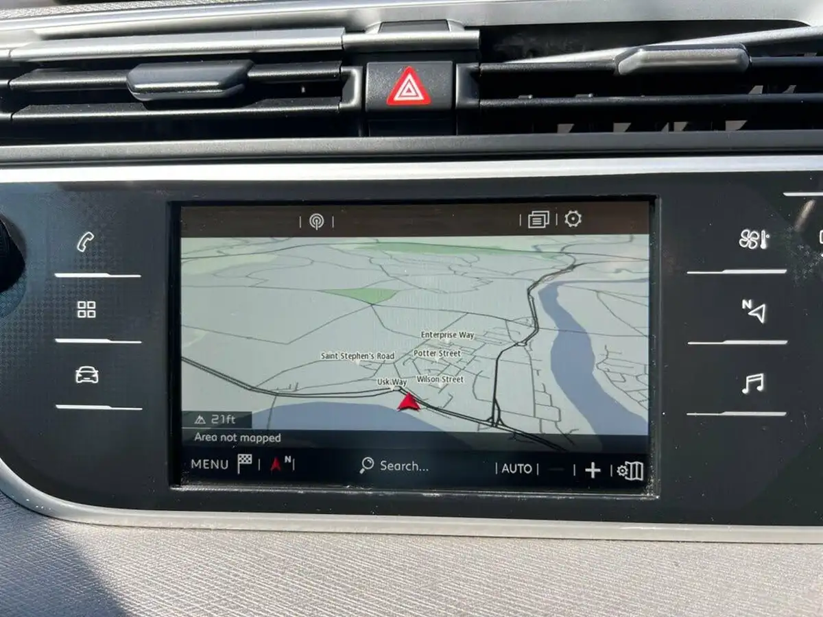 2018-citroen-grand-c4-spacetourer-12-puretech-feel-big-24