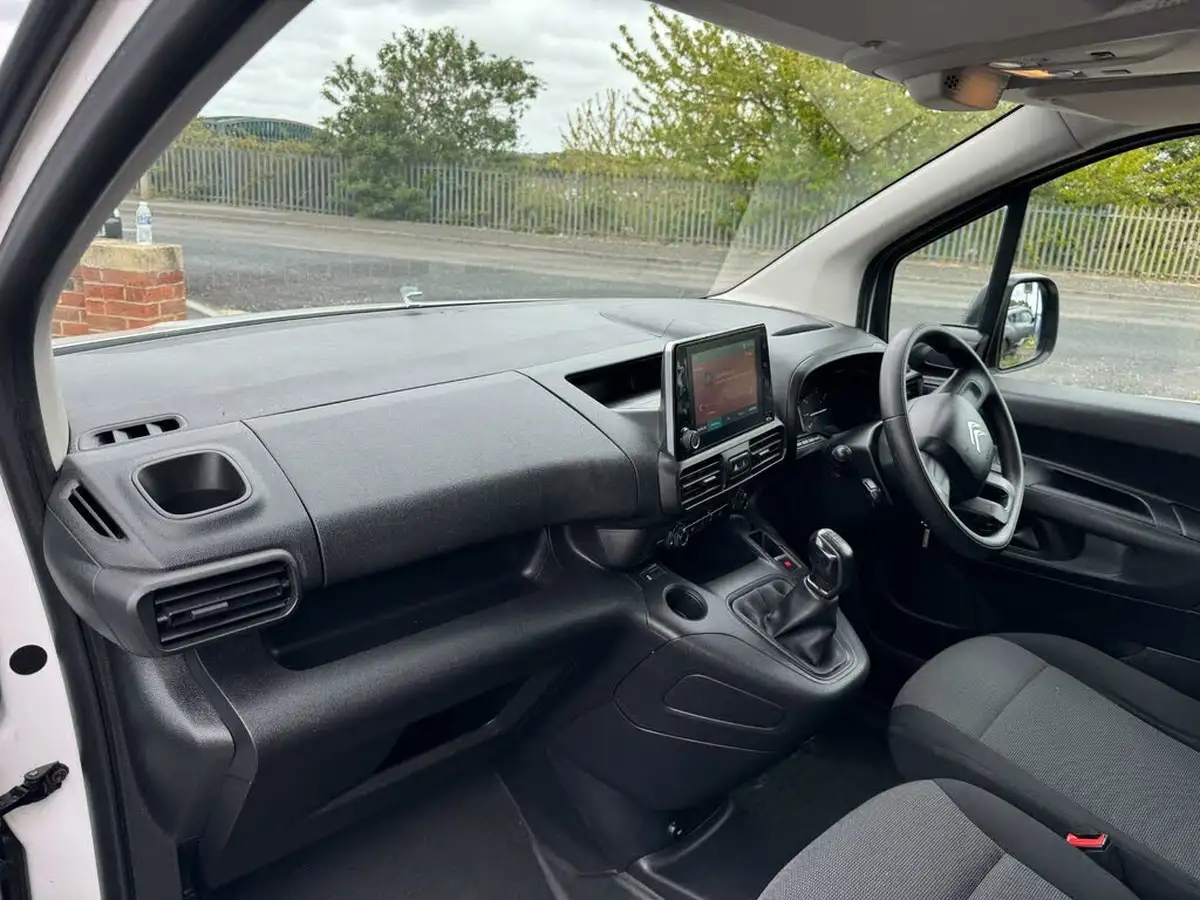 2019-citroen-berlingo-16bluehdi-650-enterprise-big-10