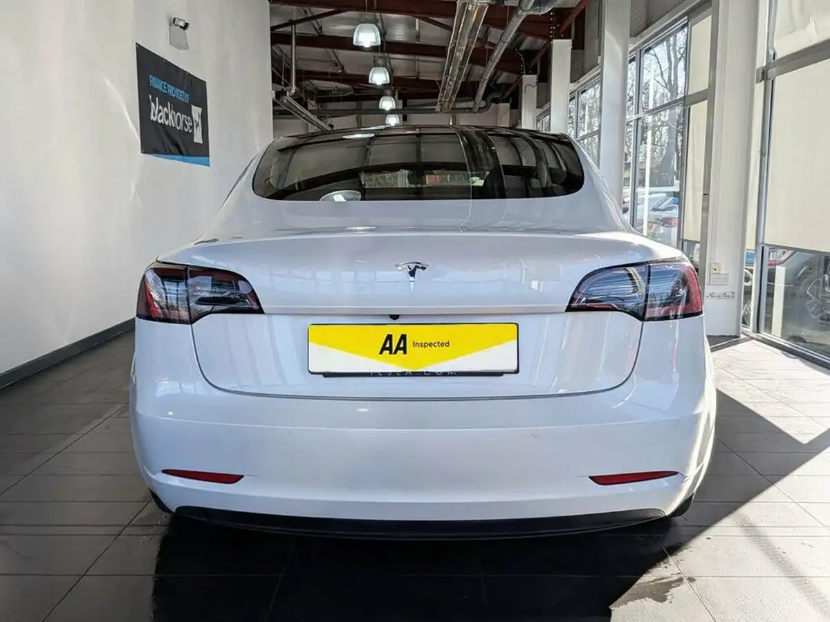 2020-tesla-model-3-e-standard-plus-big-9