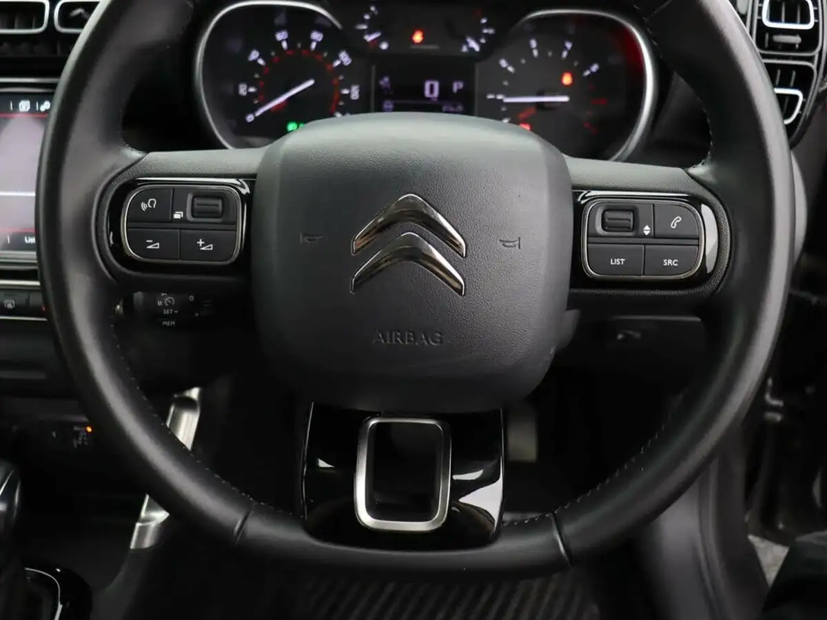 2022-citroen-c3-aircross-12-puretech-shine-plus-130ps-eat6-big-35