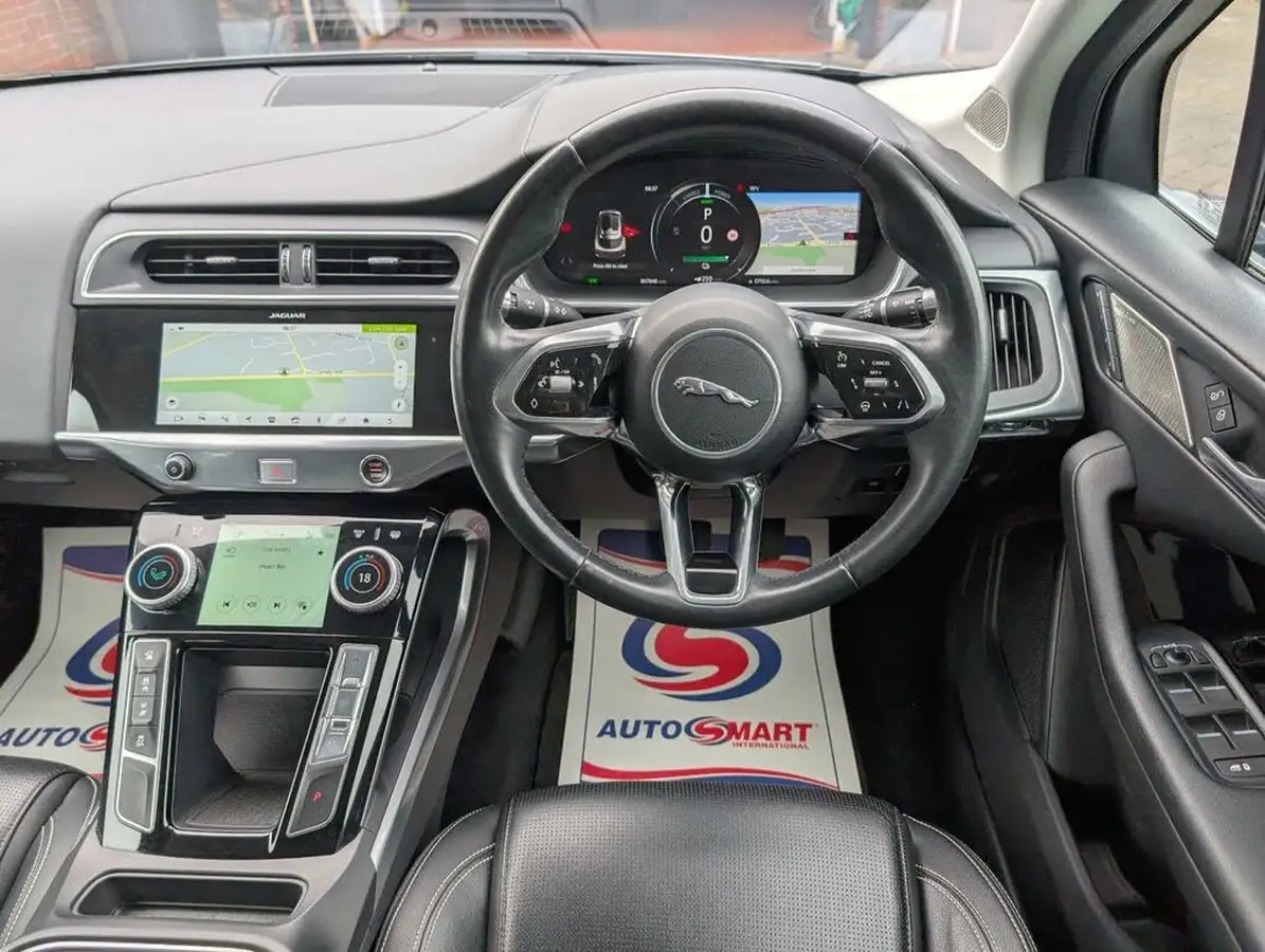2019-jaguar-i-pace-ev400-se-big-18
