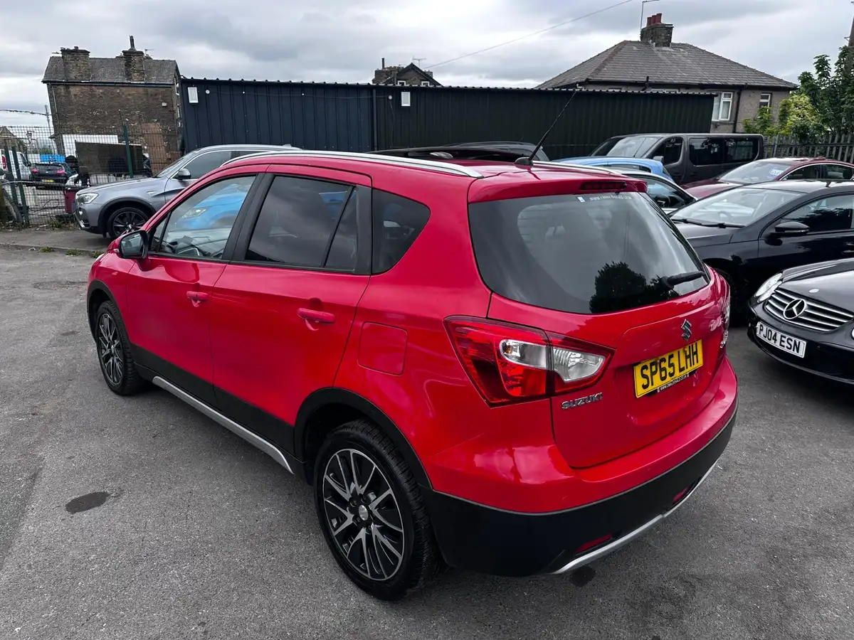 2015-suzuki-s-cross-16-ddis-sz5-big-6