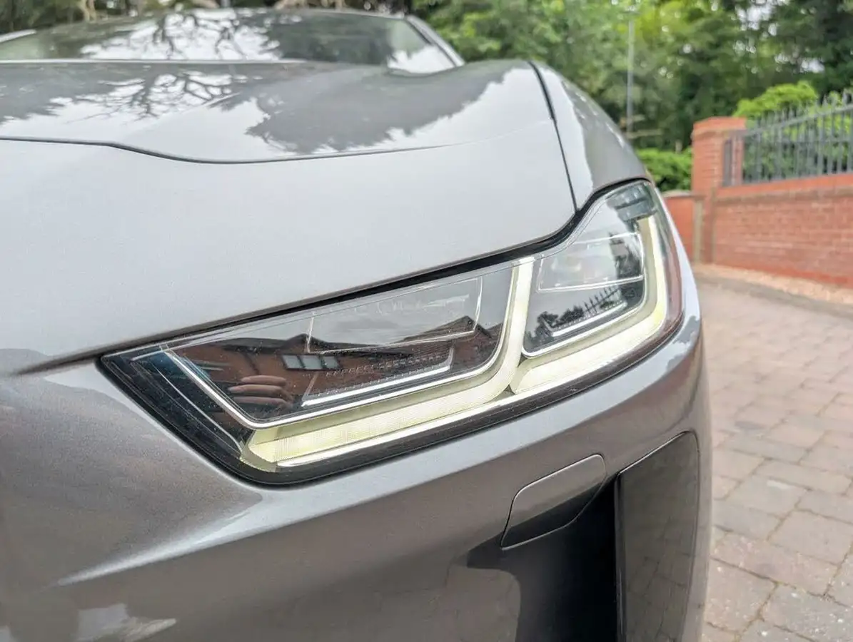 2019-jaguar-i-pace-ev400-se-big-66