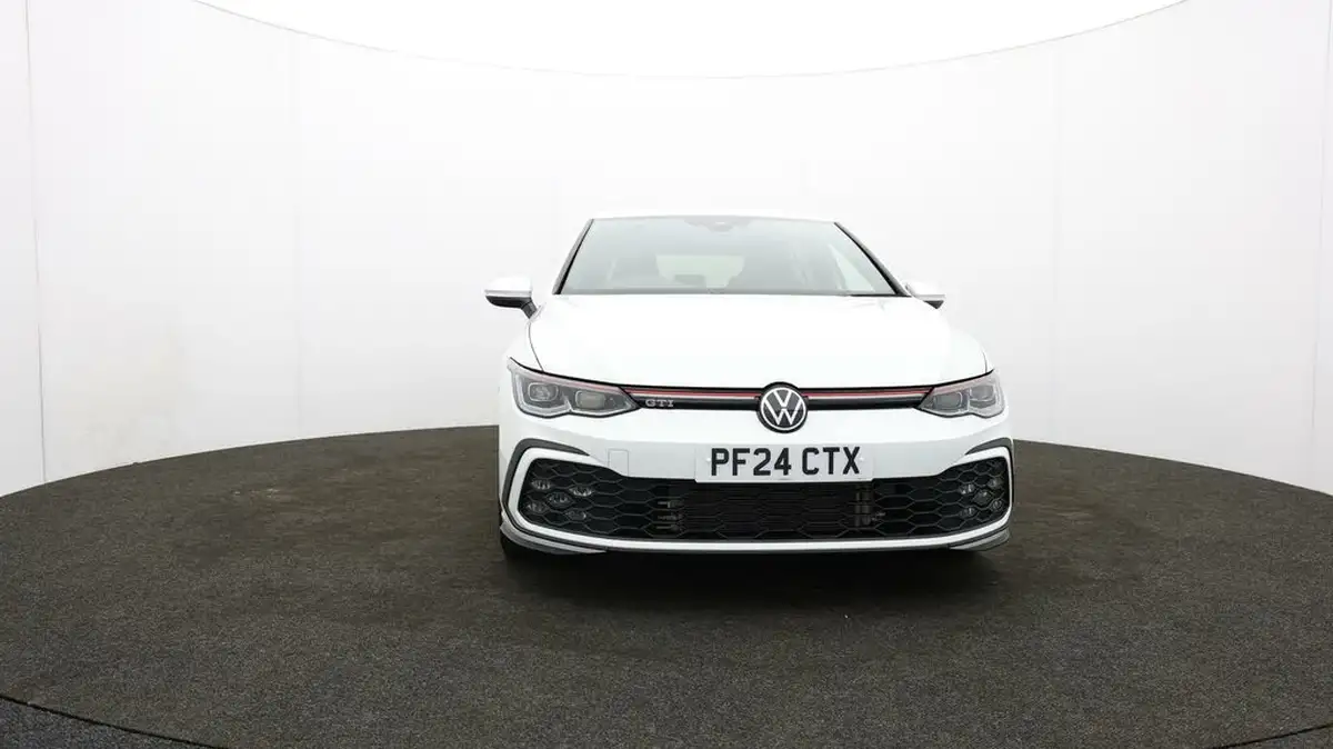 2024-volkswagen-golf-20-tsi-gti-245ps-big-52