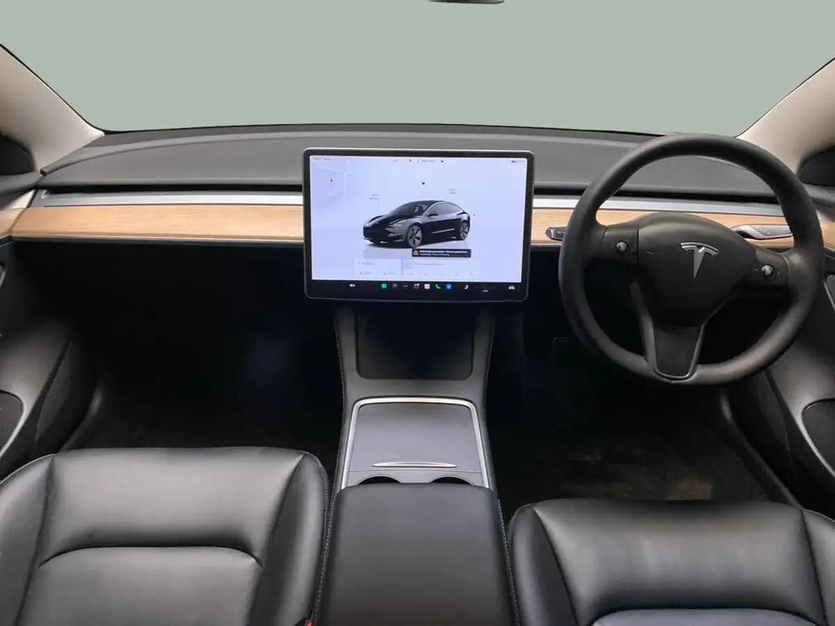 2022-tesla-model-3-e-long-range-big-2