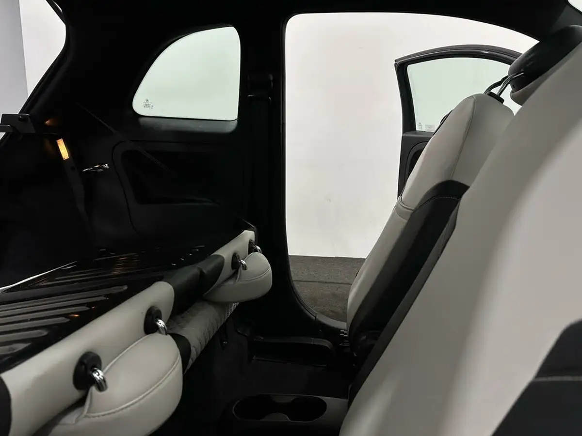 2021-fiat-500-10-dolcevita-big-35