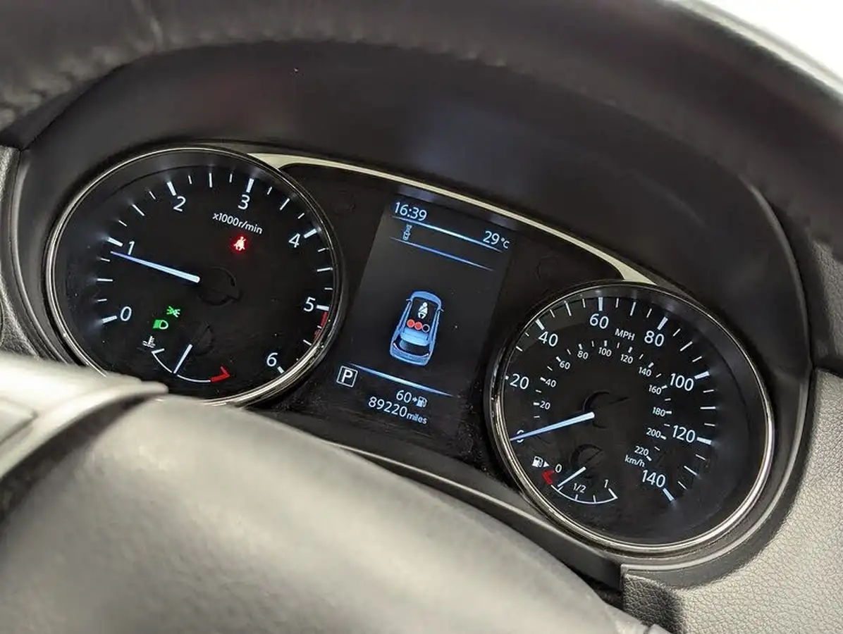 2015-nissan-x-trail-16dci-n-tec-xtronic-cvt-big-24