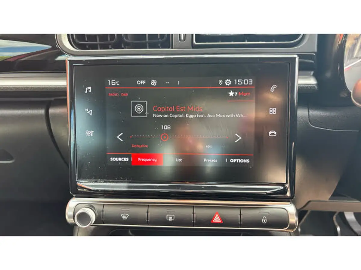 2021-citroen-c3-12-puretech-shine-83ps-big-11