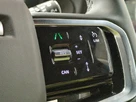2023-land-rover-discovery-sport-15-p300e-dynamic-se-small-28