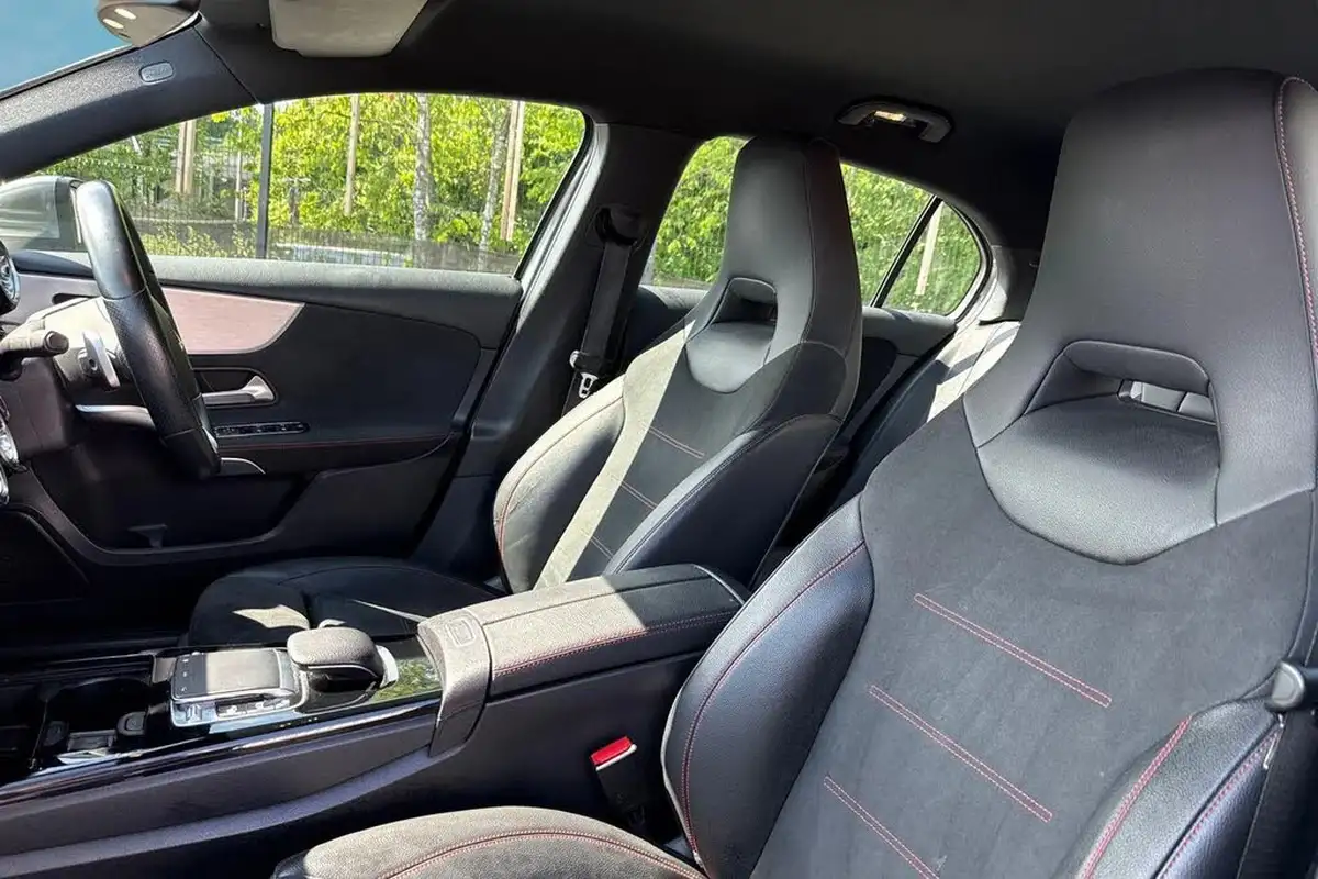 2018-mercedes-benz-a-class-13-a200-amg-line-premiumss-hatchback-5d-7g-dct-big-15