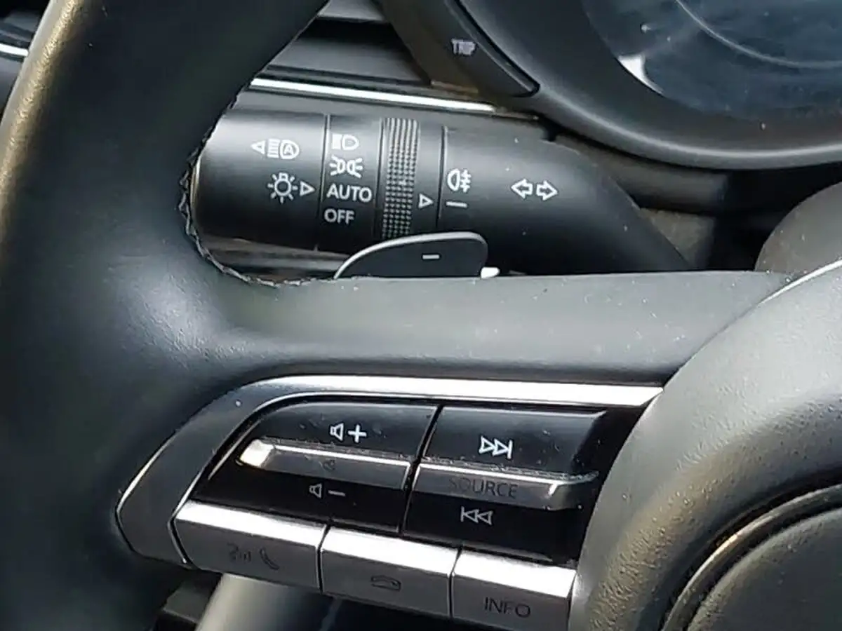 2019-mazda-mazda3-20-gt-sport-122ps-hatchback-5d-auto-big-16